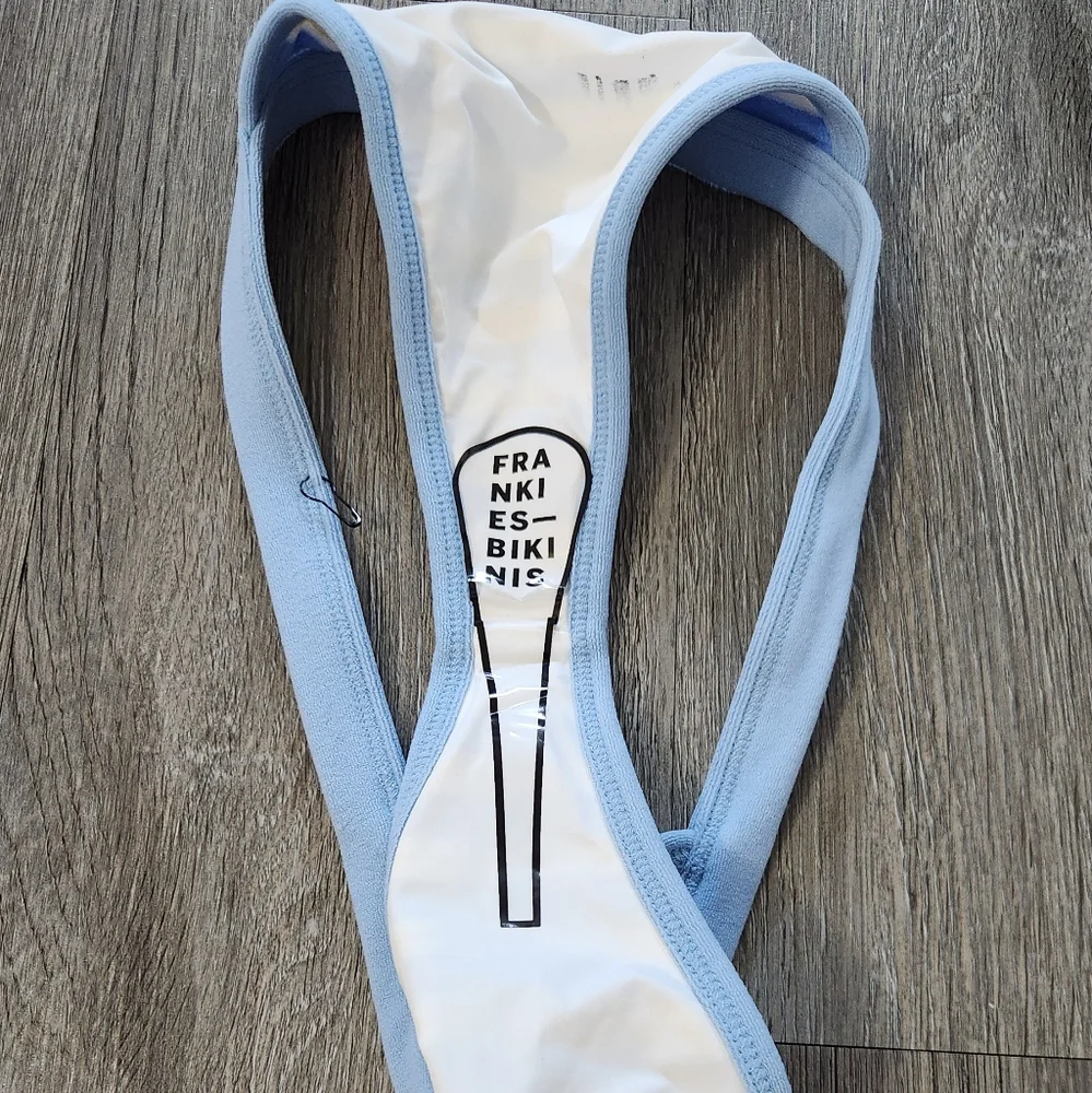 Frankies Bikinis chic bikini